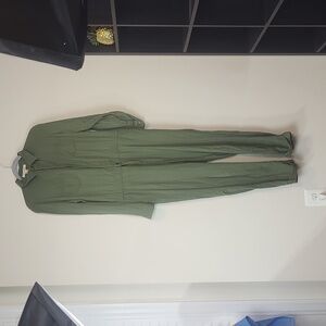 LIFE IN PROGRESS Olive Green Hidden Button Cuffed Pocketed Jumpsuit